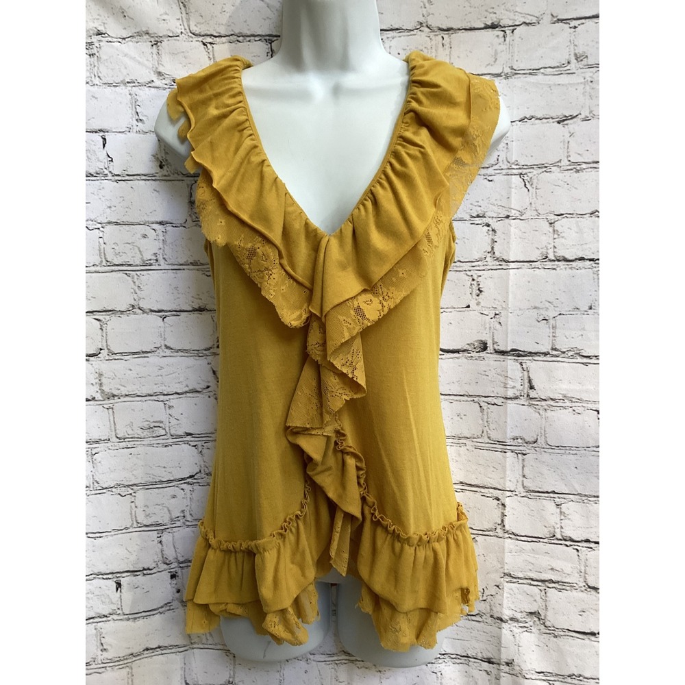 Daytrip Mustard Yellow Ruffle Lace V-Neck Sleeveless Top womens M